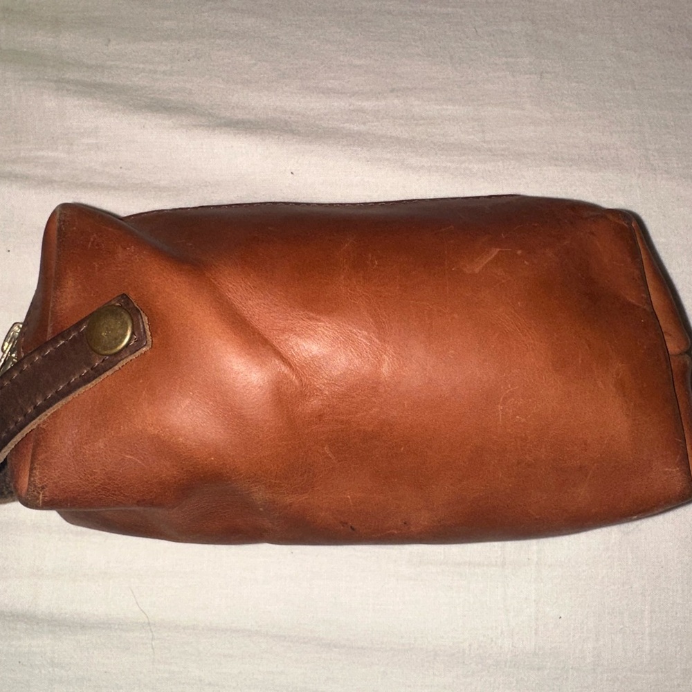 Brown Leather Toiletry Bag